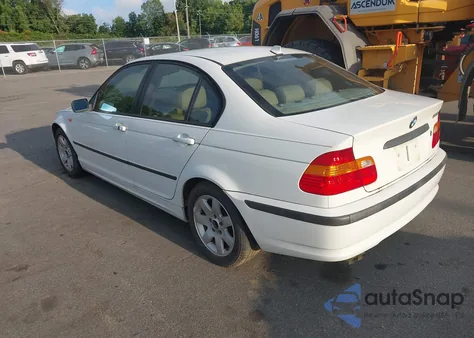 2005 BMW 325I из США, поврежденный, VIN WBAEV334X5KW20032